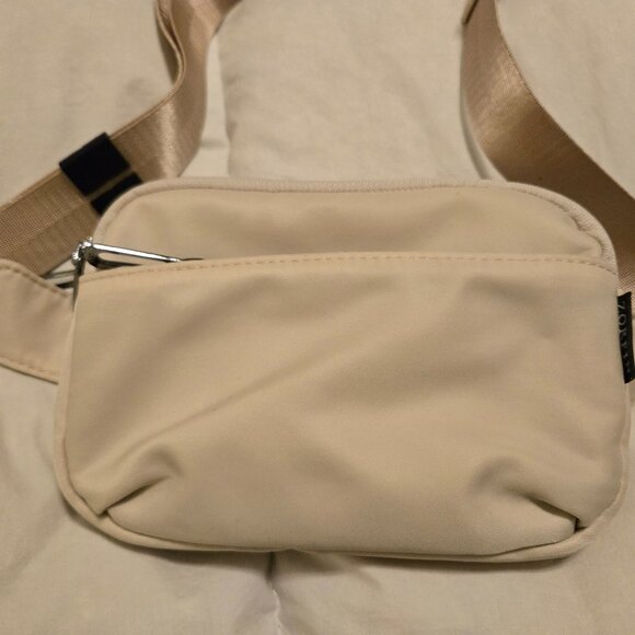 Cream Belt Bag - Picture 1 of 10